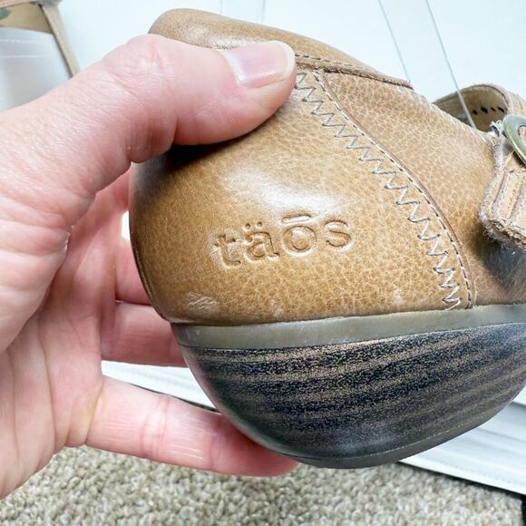Taos Tan Leather Esteem Mary Janes Women's Sz 10 Cushioned Insole w Arch Support - Picture 7 of 10